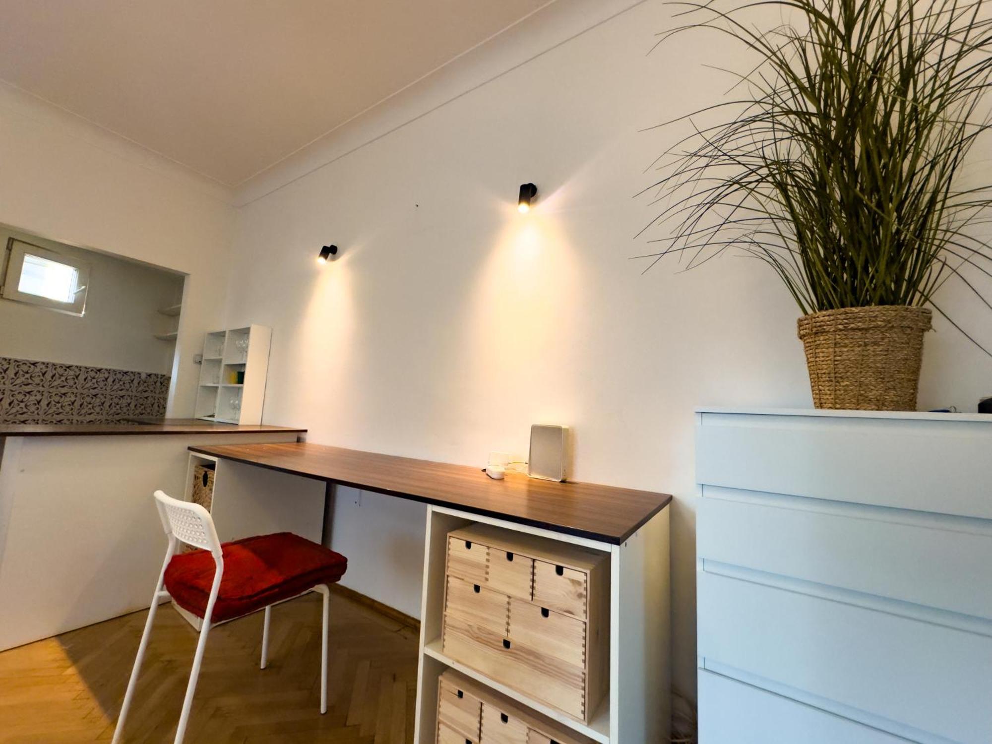 Central Retreat Apartments Bucharest Luaran gambar